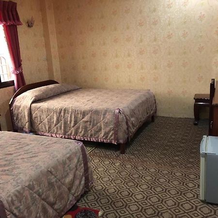 Thaveesinh Hotel Ban Houayxay Eksteriør bilde