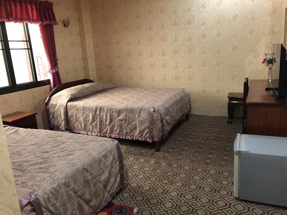 Thaveesinh Hotel Ban Houayxay Eksteriør bilde